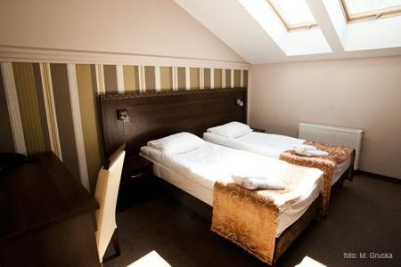 Hotel Kuban プシュチナ エクステリア 写真
